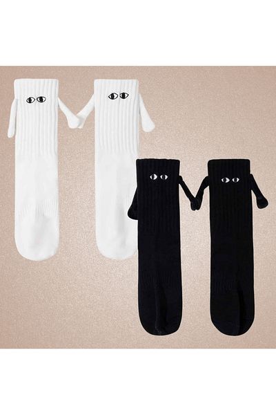 CARNAVAL SOCKS Комплект от 2 черно-бели чорапи за влюбени, държащи се за ръце