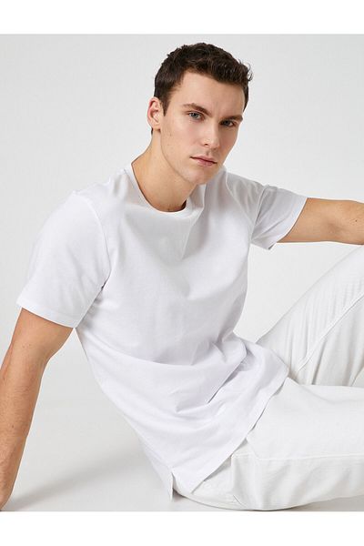 Koton Basic-T-Shirt mit Etikett, detaillierter Rundhalsausschnitt, kurze Ärmel