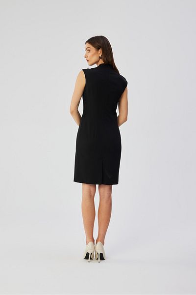 Stylove O rochie cu decolteu înfășurat
