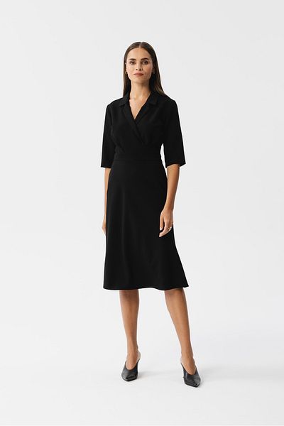 Stylove A dress with a wrap neckline and collar