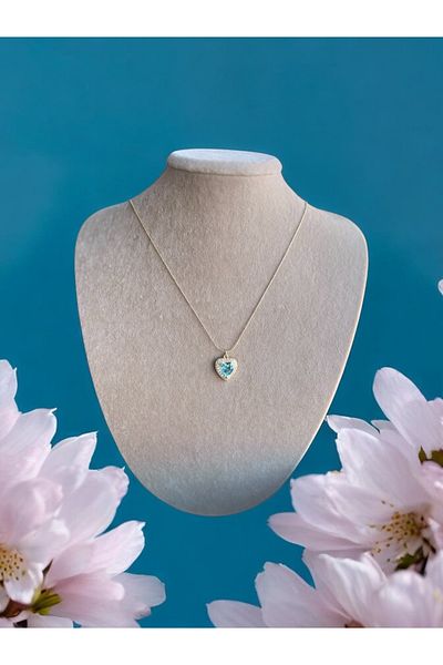 AURA GARDEN Blue Crystal Heart Necklace