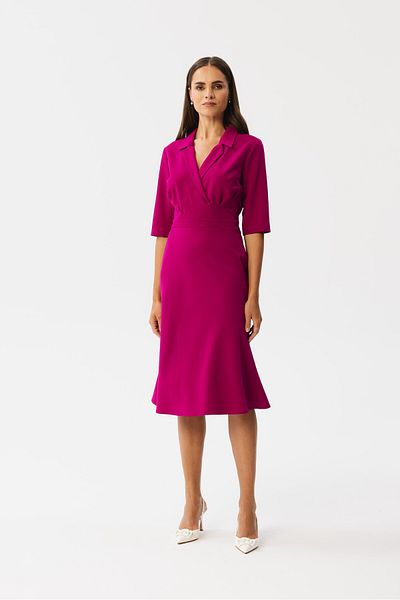 Stylove A dress with a wrap neckline and collar