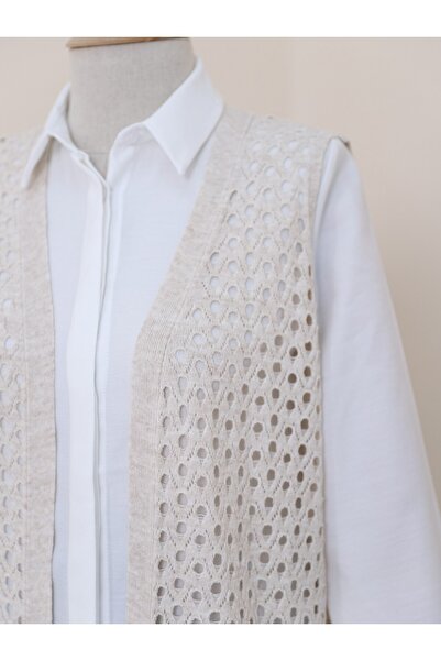 Modamorfo Lace-Like Knit Vest - Stone