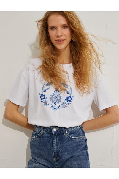 Koton Παραδοσιακό κεντημένο T-Shirt κοντομάνικο