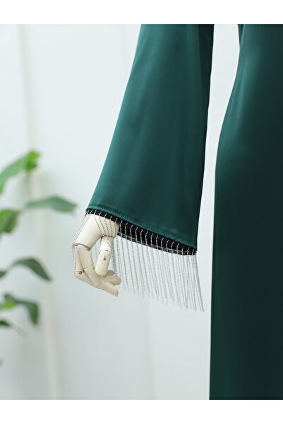 Modamorfo Σμαραγδένιο Πολύχρωμο Φόρεμα - Μανσέτα με κορδόνια στην πλάτη και λεπτομέρεια αλυσίδας στο μανίκι