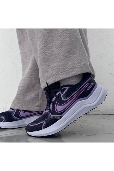 Nike Cosmic Runner Sportie Walking Shoes