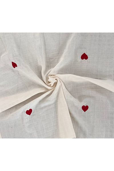 runbaby 75X75 cm Embroidered Single Layer Muslin Baby Blanket (Heart Embroidery)