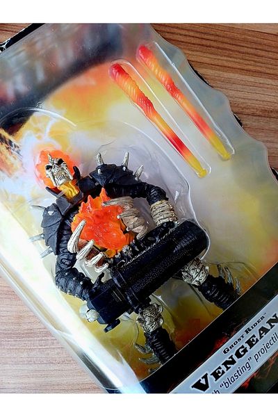 OYUNCAKSAHİLİ Hasbro Ghost Rider Raging Rider with Chain Rifle - Action Collection Figure