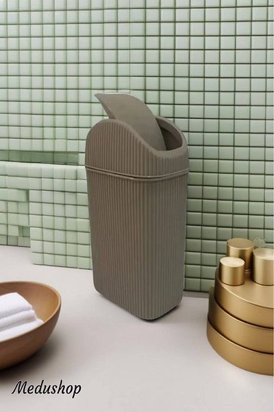 MEDUSHOP Swinging Lid Trash Can, Kitchen, Bathroom, Toilet, Office Trash Can Brown 10 Lt