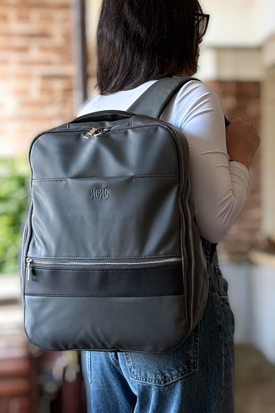 Aggu Bebe Unisex Graywaterproof Multi-Compartment Business School Travel Bag with Laptop Compartment