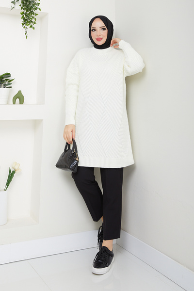 Pamuk Butik Women's Zigzag Braided Crew Neck Knitwear Sweater