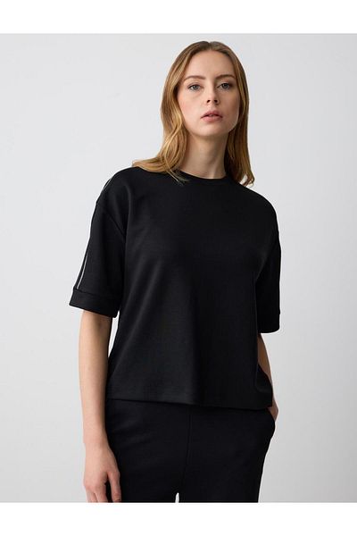 Jimmy Key Black Crew Neck Plain Cut Short Sleeve Knitted Sweatshirt