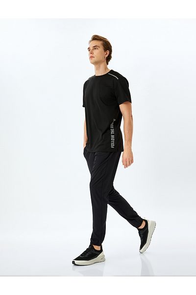 Koton Αθλητικά φούτερ Jogger με τσέπες με φερμουάρ και κορδόνια στη μέση