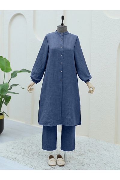 Modamorfo Hosenanzug mit Knöpfen aus Metall und elastischen Ärmeln – Indigo