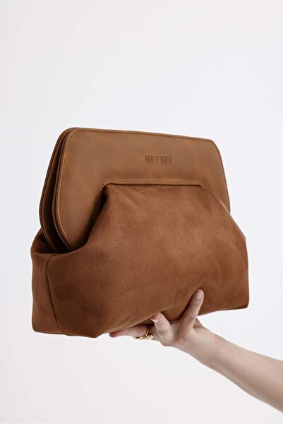 HEYBE'S Heybes Women's Tan Leather Detailed Suede Clutch Handbag