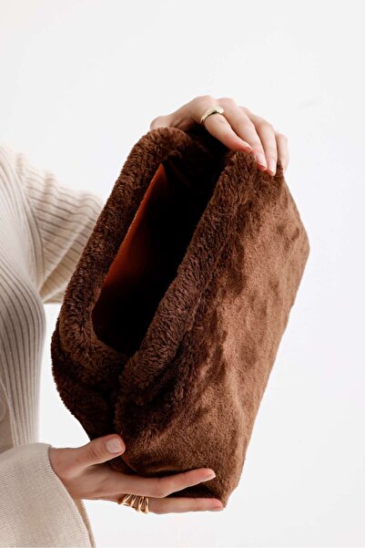 HEYBE'S Heybes Kadın Koyu Kahverengi Peluş Teddy Clutch Çanta