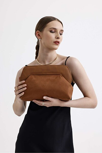 HEYBE'S Дамска чанта от естествена кожа с детайли от велур Heybes Women's Taba Leather Detailed Suede Clutch Handbag