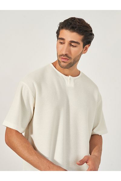 Styli Oversized Honeycomb Textured Knit T-Shirt