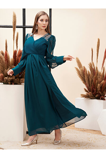 Mish By Styli Cut-Out Shoulder Detail Embellished Maxi Dress