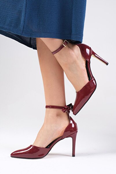 Mio Gusto Sofia Burgundy Color Patent Leather Ankle Strap Side Buckle Women's Heeled Shoes