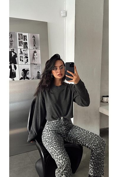 mydukkan.co Smoked Colorful Bottom Cut Sweater
