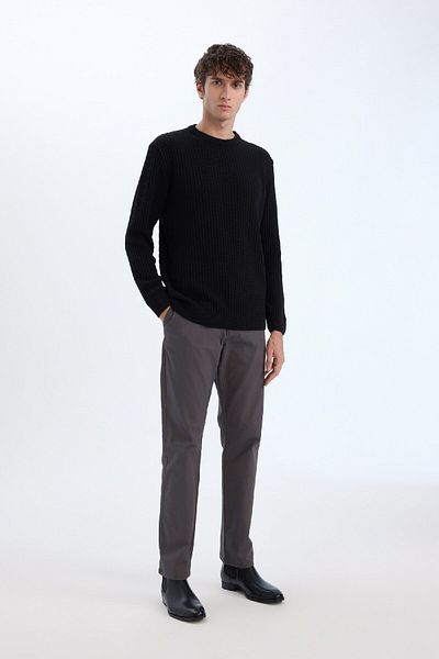 DeFacto Strukturierter Strickpullover mit Standard-Passform und Rundhalsausschnitt E0811axns