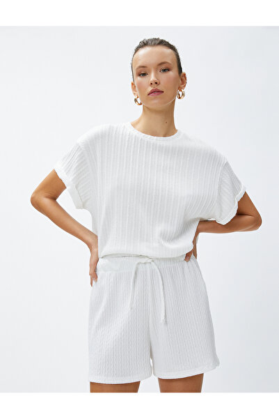 Koton Crop T-Shirt Short Sleeve Knitted Motif