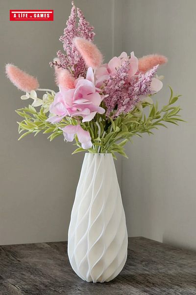 a life in games Special Design Minimal Stylish Vase Modern Decorative White and Colorful / Small Large Artificial Flower Design 18cm