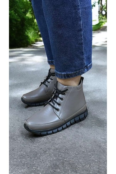 BUSENİNSHOES Hakiki Deri Bağcık Süs Amaçlı Fermuarlı Kadın Anne Botu