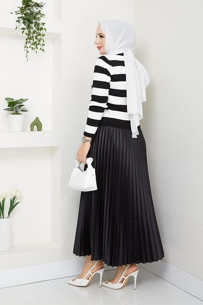 Miraydın Butik Women's Knitwear Cardigan Pleated Skirt Set - Black