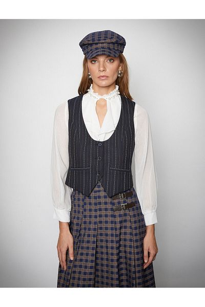 Koton Melis Ağazat X - U Collar Buttoned Crop Vest