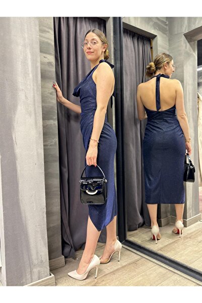 LOVE IS EVERYWHERE Boyundan Bağlamalı Dökümlü Yaka Sırtı Açık Drapeli Kruvaze Kadın Uzun Abiye Elbise İndigo