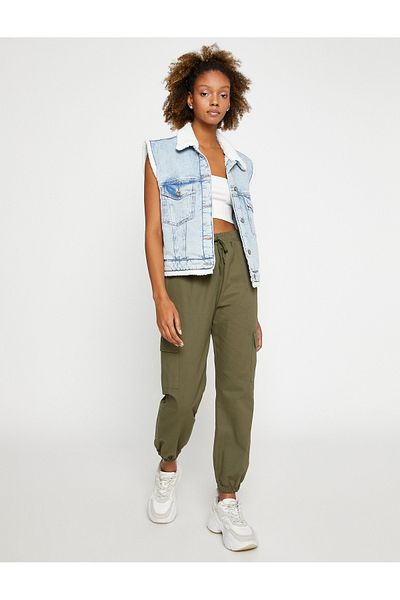 Koton Cargohose mit Taschendetail und gebundener Taille