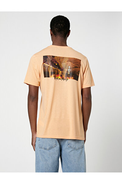 Koton Koszulka Rick And Morty z okrągłym dekoltem i licencjonowanym nadrukiem