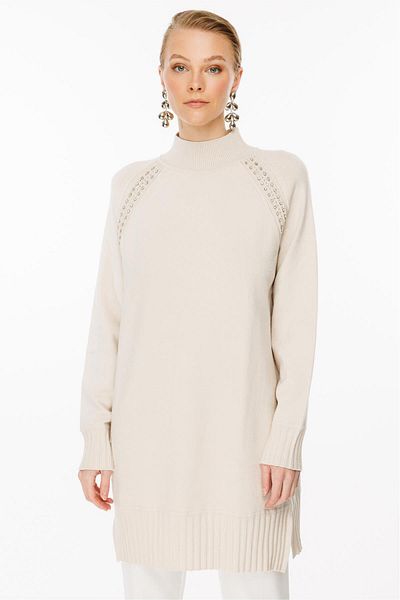 Ghisa Half Turtleneck Knitwear Tunic with Stone Detail on the Shoulders
