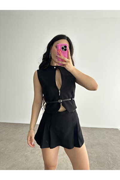 Büşra Doğramacı Zra model Siyah Yelekli Takım