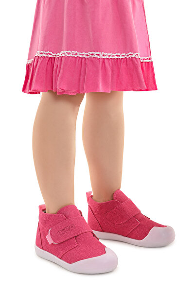 Kiko Kids حذاء Winnie First Step Velcro للفتيات الصغيرات للاستخدام اليومي