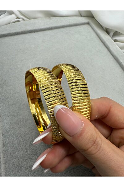 İREM YILDIZ 22 Ayar Altın Kaplama 1,5 Cm Çizgili Bilezik