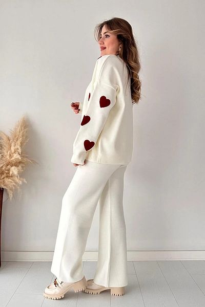 İpli Beige Women's Trousers Set - Sweetheart Embroidered Heart Pattern