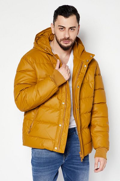 Lyle & Scott Men Brand Logo Puffer Jacket, Tan