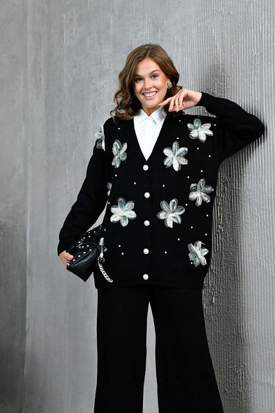 Butik Ayseba Women's Black Stoned Flower Embossed Knitwear Pants Cardigan Set