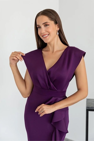 bayansepeti Dámské elastické potápěčské tkaniny s dvojitým límcem se setrvačníkem Detailní bez rukávů, maxi fialové večerní šaty582443