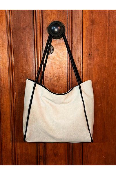 HSR Canvas Black Detailed Shoulder Bag