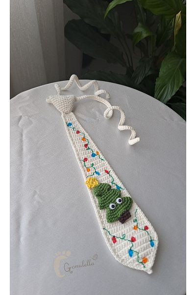 Gonulella Christmas Themed Pine Tree Christmas Knit - Unisex Amigurumi Tie