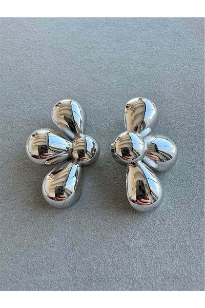 Pelin Aksesuar Silver Curved Flower Earrings