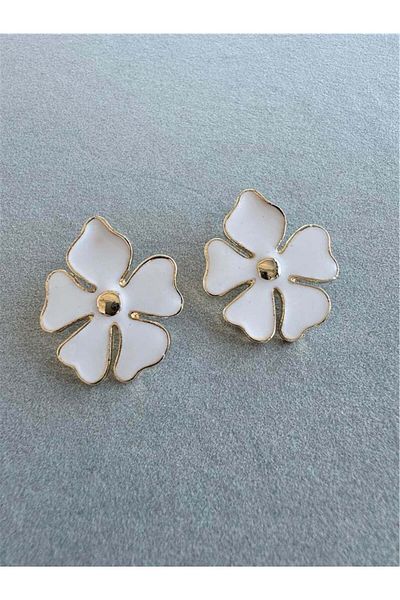 Pelin Aksesuar White Flower Earrings