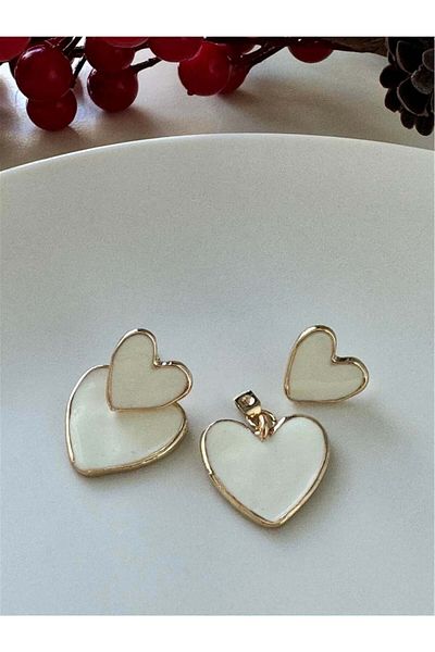 Pelin Aksesuar Cream Enameled Ghost Heart Earrings