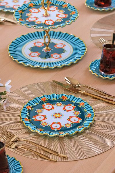 Glore Madeira Gold Gilt Glass Cake Plate Set for 6 People