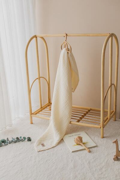 ZEYPBA 100% Cotton 4 Layer Muslin Blanket with Stitched Edges Ecru (for Babies & Children) 100X100Cm