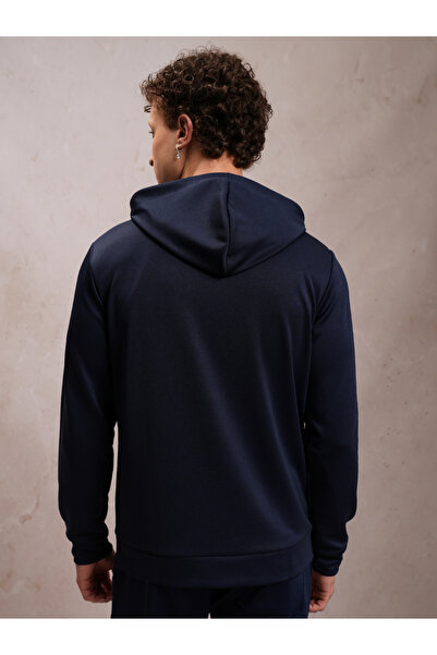 Highlander By Styli Solid Zip-Up Hooded Jacket